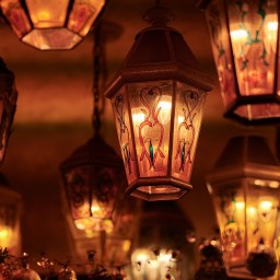 How to Experience Traditional Thai Festivals in Bangkok